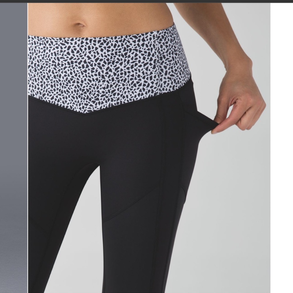 EUC lululemon all the right places